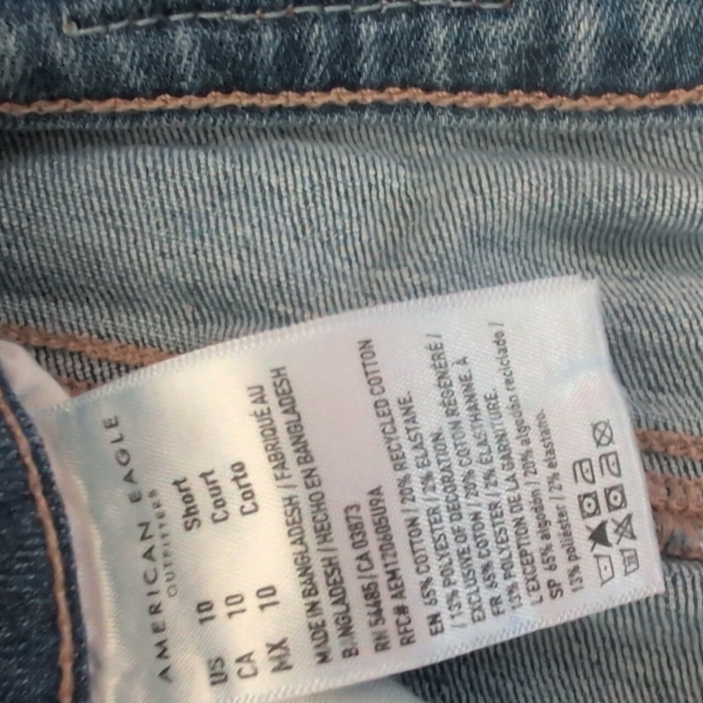 BNWOT.  AE Next Level Low-Rise Artist. Light Blue Ankle Jeans. 10 Short "10P" - Picture 7 of 10